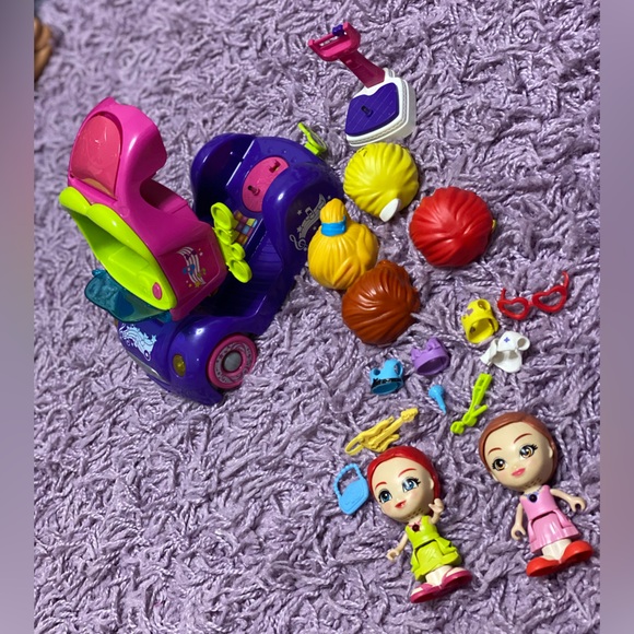 Vtech flipsies lot; 2 dolls, accessories, scale & convertible car / rock stage - Picture 2 of 13